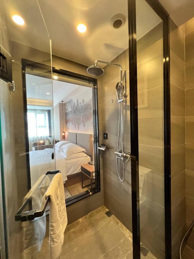 Aurea Central Hotel Phnompen Kültér fotó