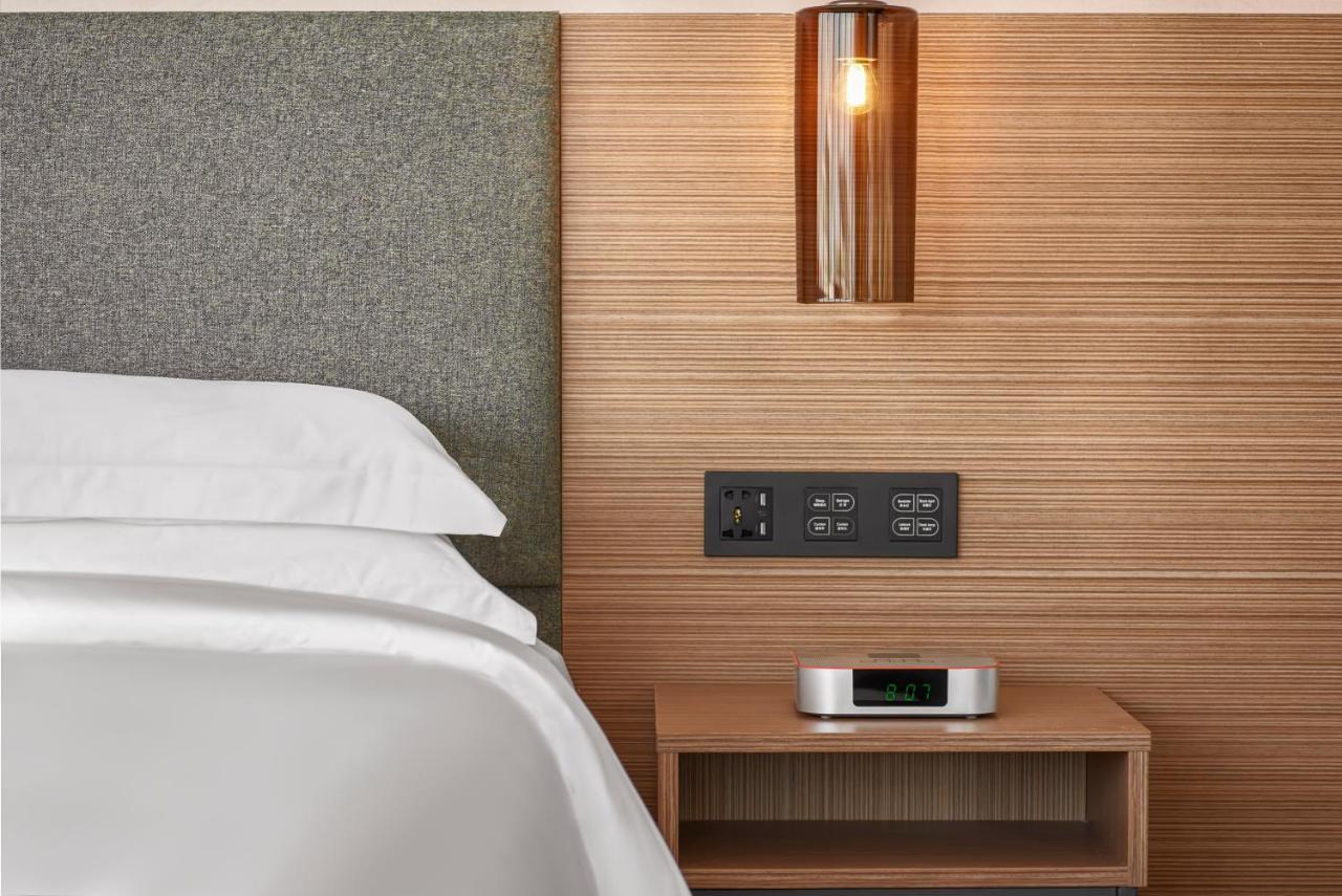 Aurea Central Hotel Phnompen Kültér fotó