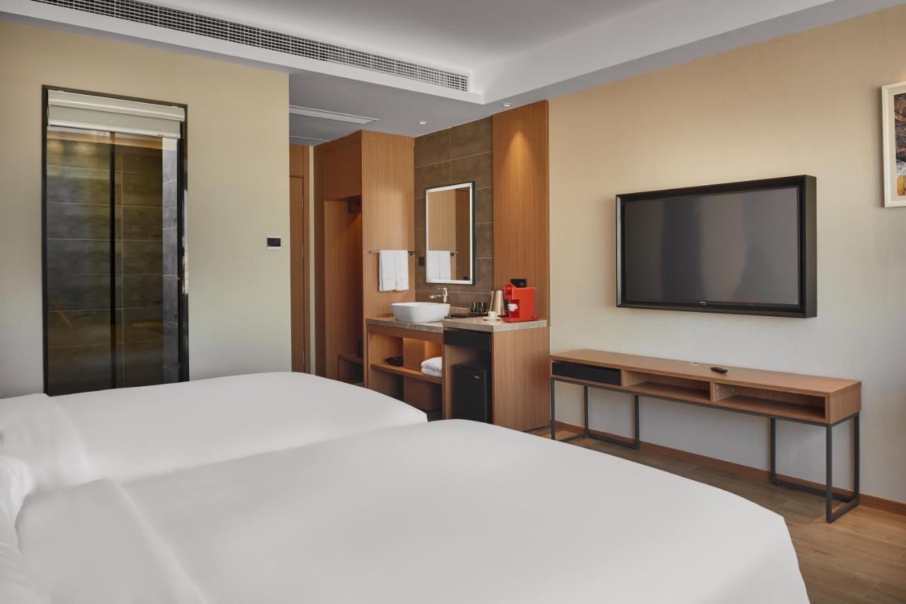 Aurea Central Hotel Phnompen Kültér fotó