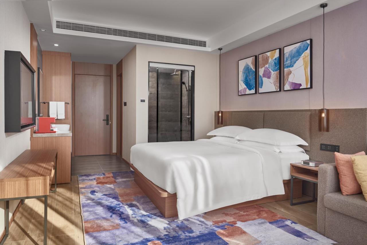 Aurea Central Hotel Phnompen Kültér fotó